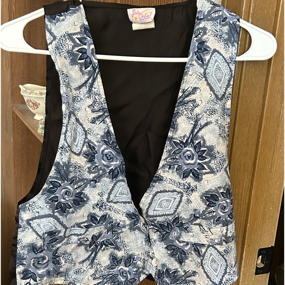 Women’s vintage vest - Picture 1 of 3